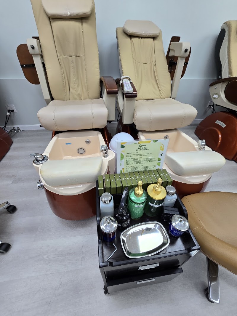 Paradise Nails & Spa, nail salon in Stratford, CT, photo 4 of 8